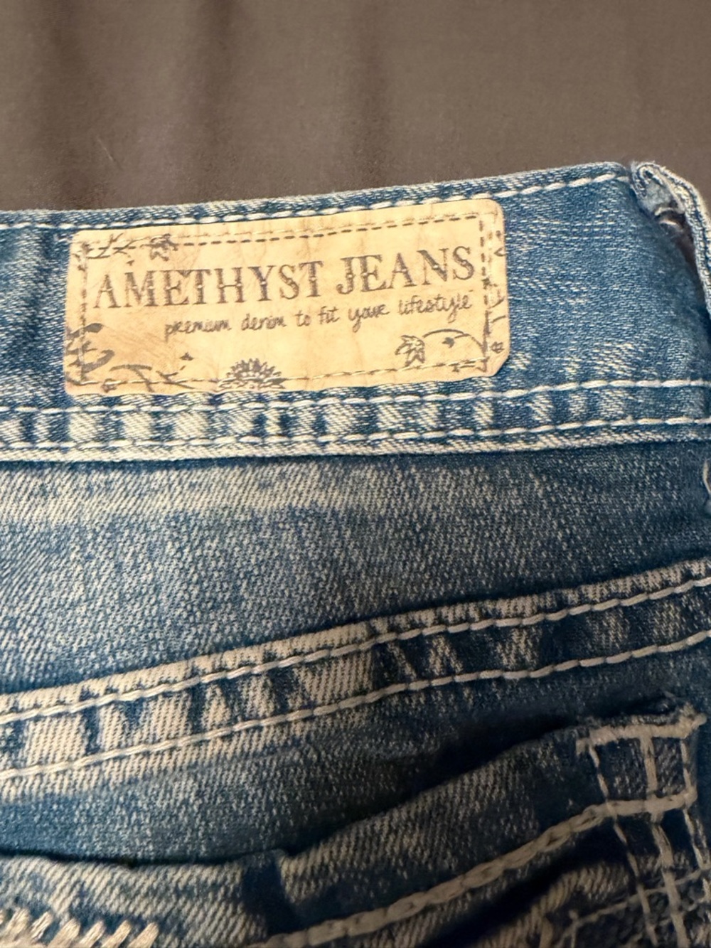 Amethyst Jeans Capris - Picture 11 of 11